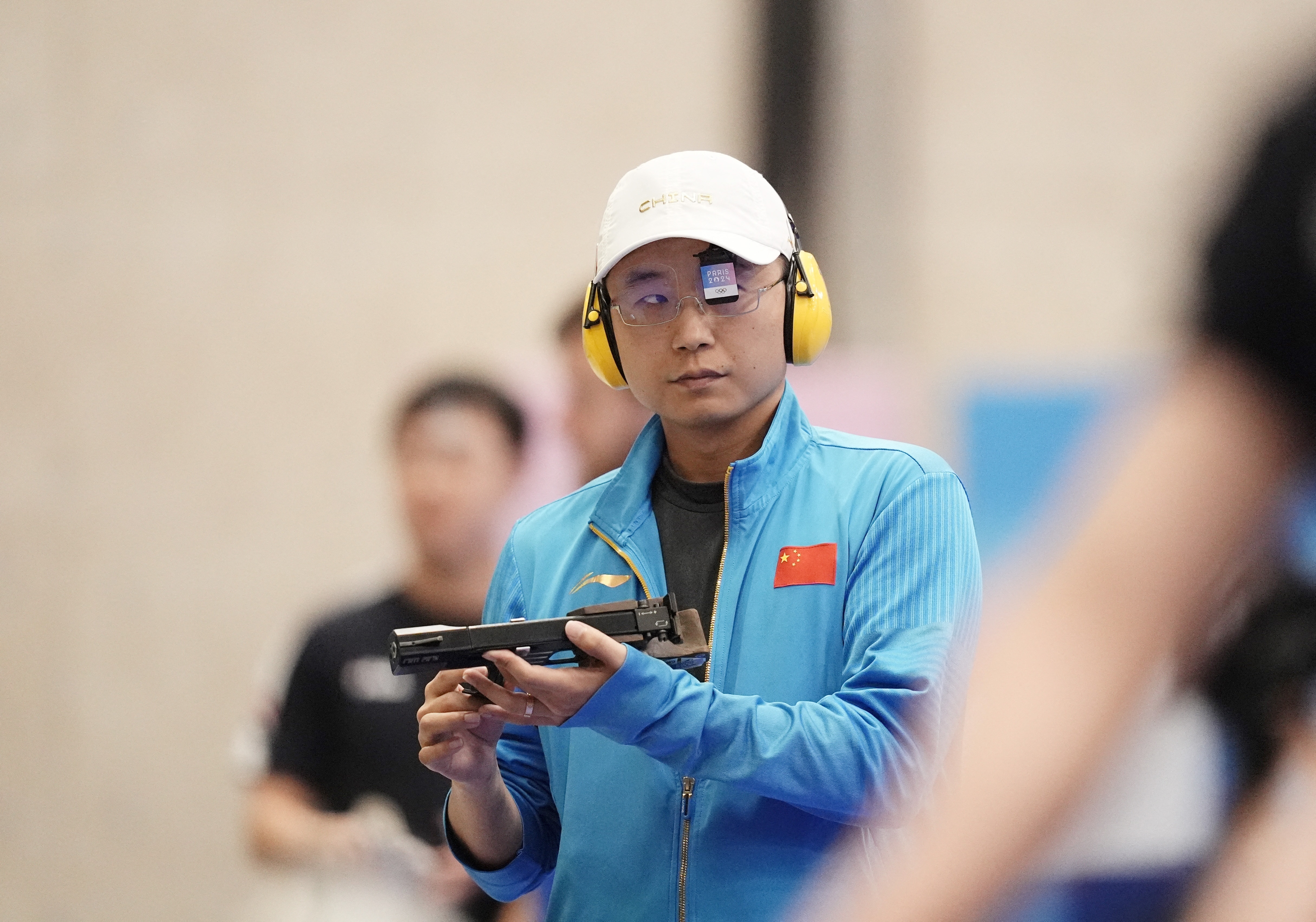 射箭比赛：俄罗斯选手勇夺金牌